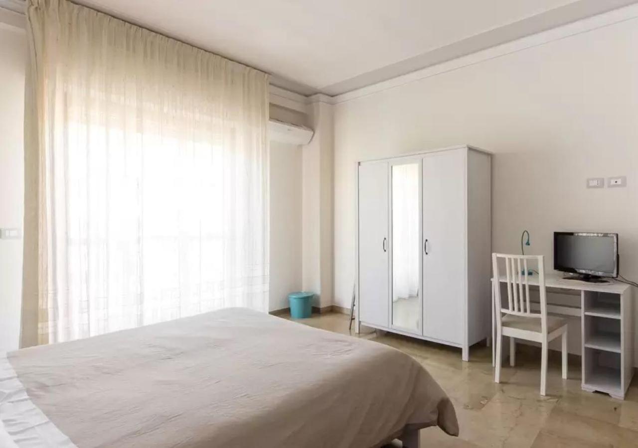 Your Room In Катанія Екстер'єр фото