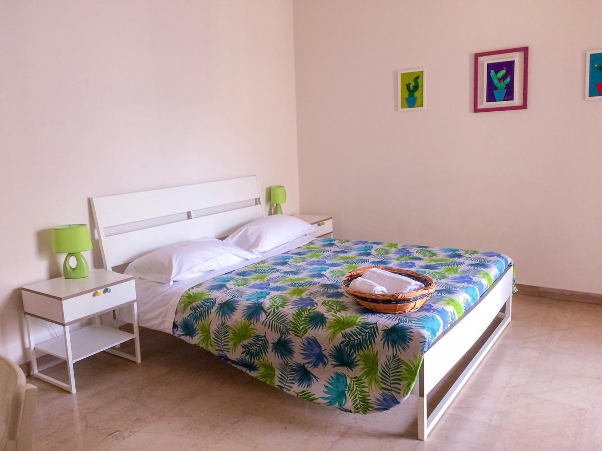 Your Room In Катанія Екстер'єр фото